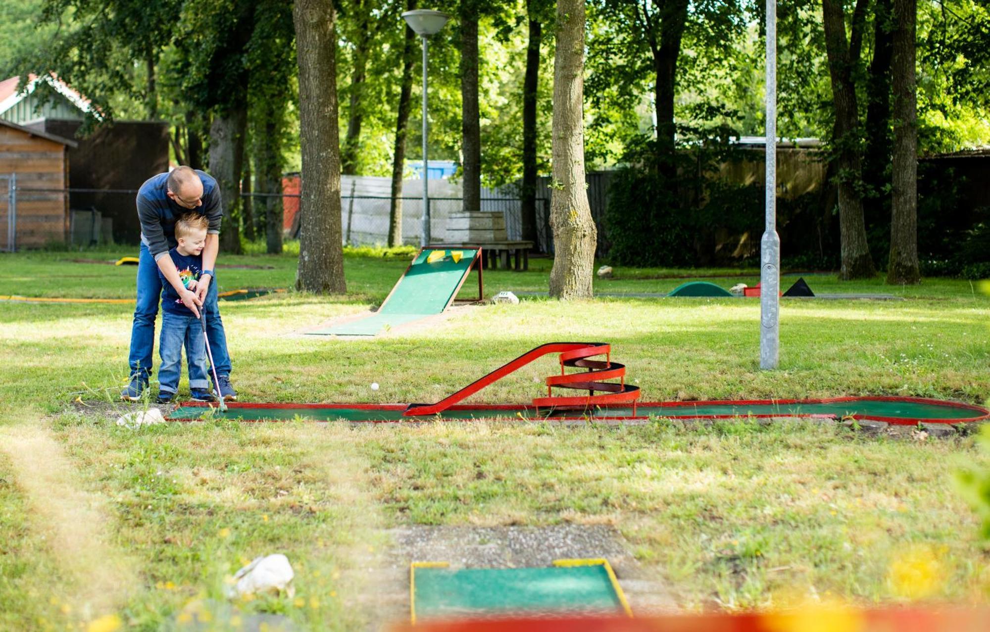 Recreatiepark De Tien Heugten Schoonloo Eksteriør bilde